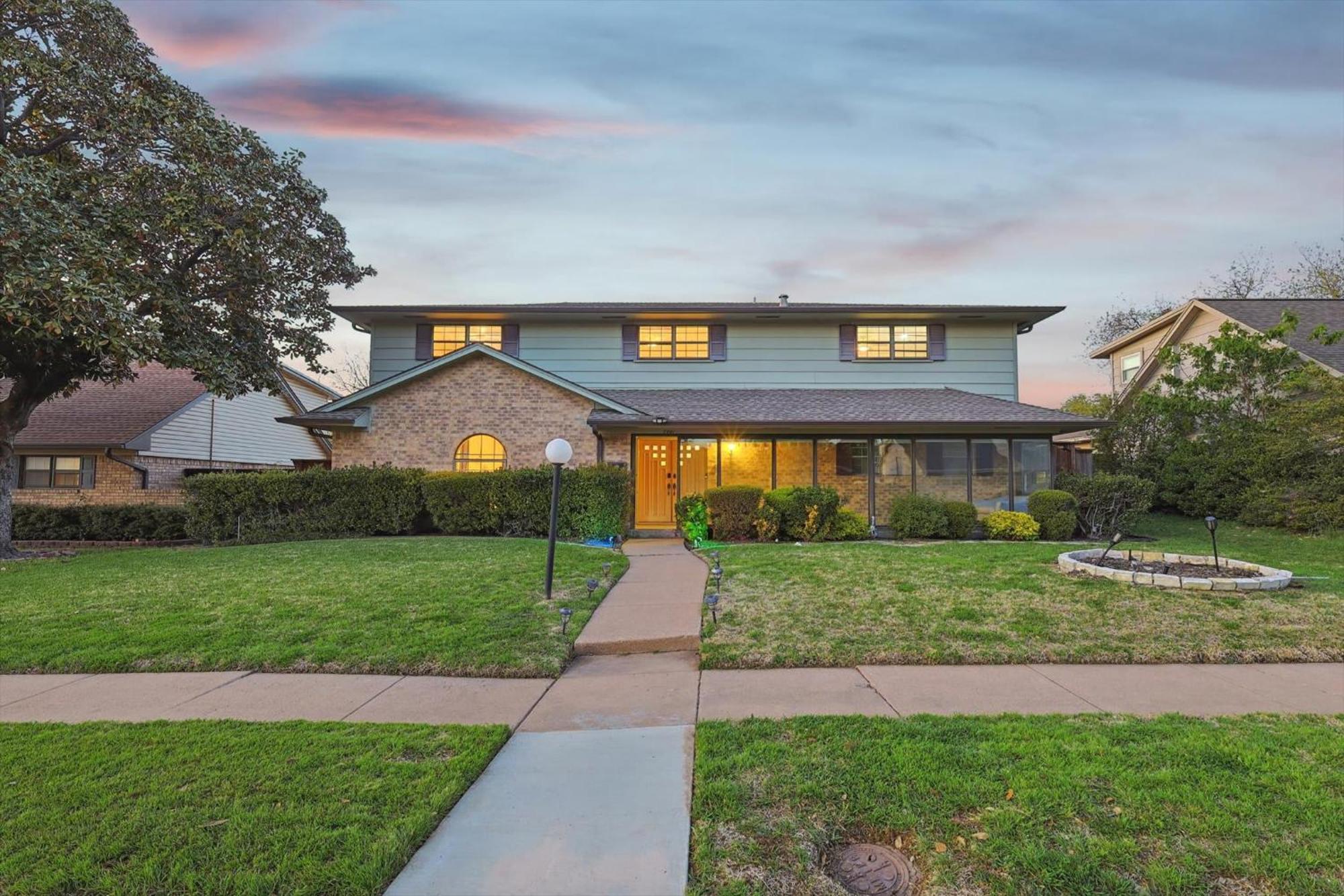 Spectacular 6Br 2,5Ba Holiday Home With Pool Dallas Bagian luar foto