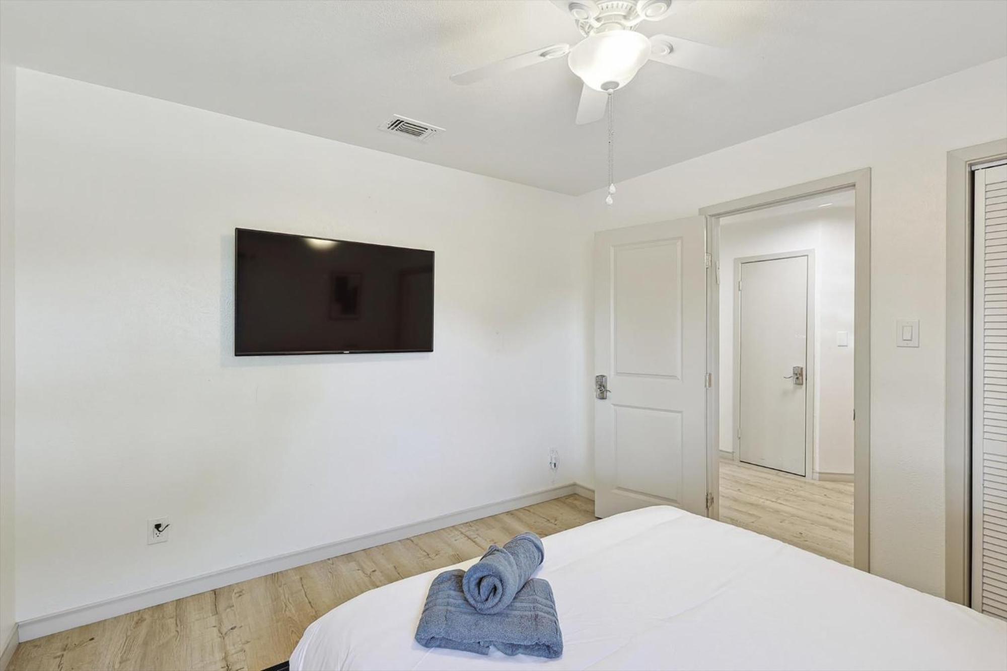 Spectacular 6Br 2,5Ba Holiday Home With Pool Dallas Bagian luar foto